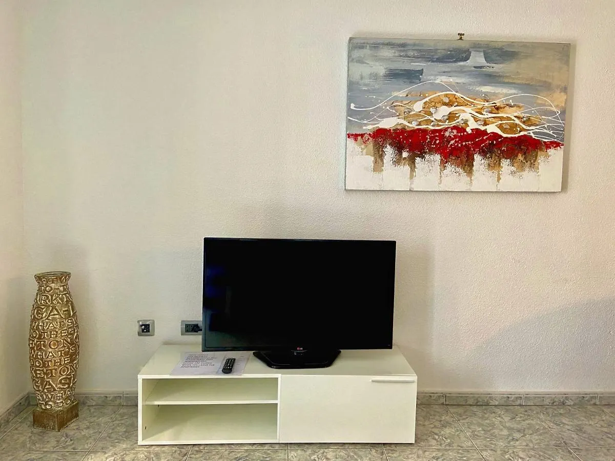 Victoria Court Modern 1 Bed Apartment Los Cristianos