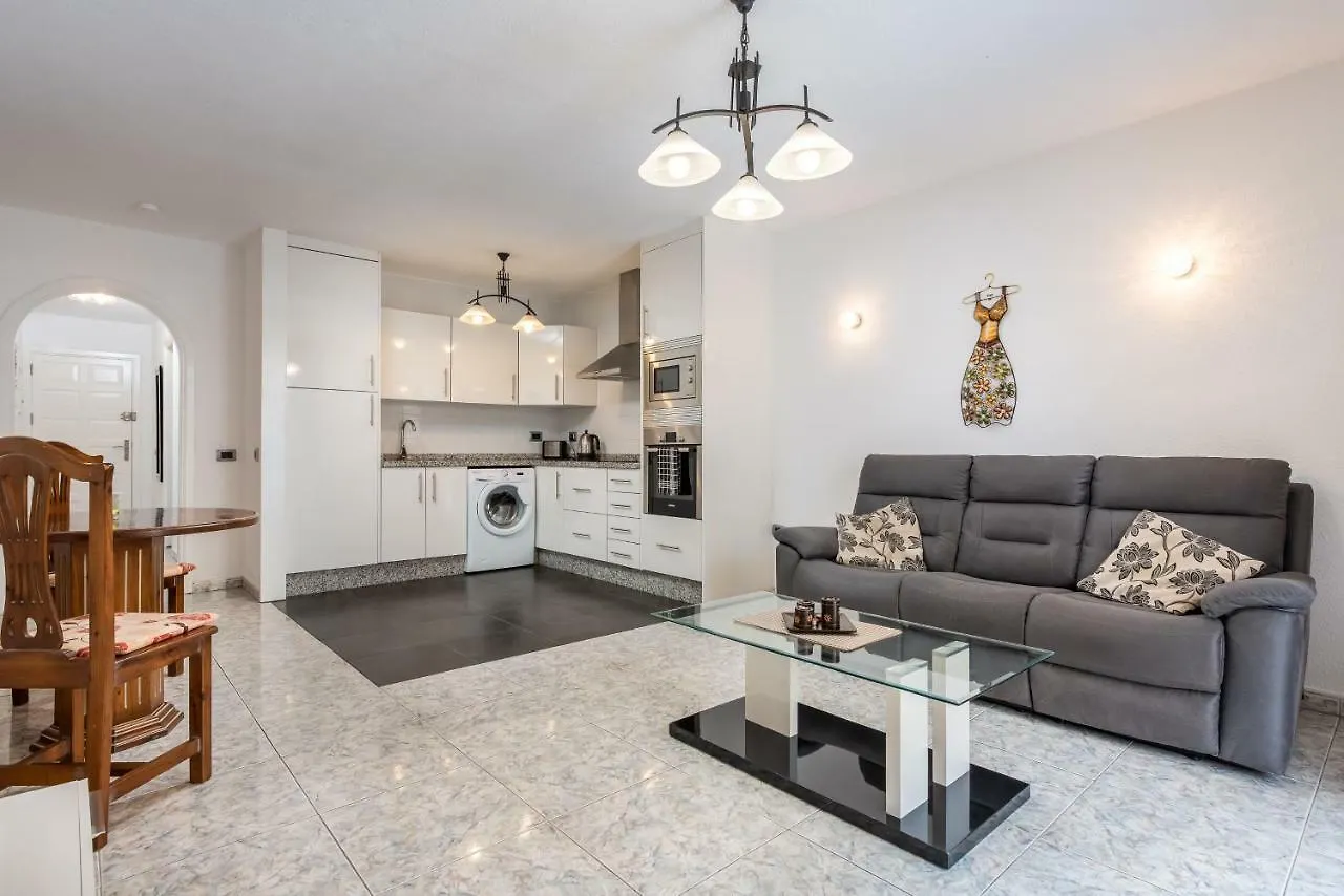 Victoria Court Modern 1 Bed Apartment Los Cristianos   Los Cristianos (Tenerife)